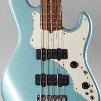 PG 748: Fender "Roscoe Beck V" 5 String