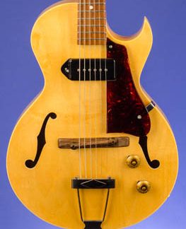 PG 2039: GIBSON ES-140