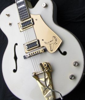 PG 6701: GRETSCH MID 1970s WHITE FALCON REISSUE