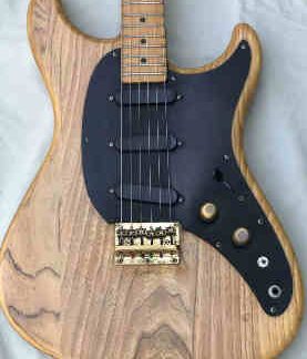 PG 13106: Ibanez 1980 Blazer BL300