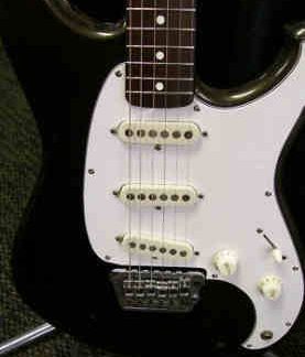 PG 130: Ibanez 1983 Roadstar SSS