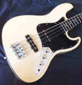 PG 1426: Fender 2007 Japan Aerodyne Model AJB80M-D/J Medium Scale Jazz Bass