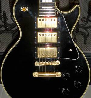 PG 2108: Gibson 1970s Les Paul Custom 3 Humbucker