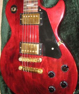 PG 2106: Gibson 2001 Les Paul Studio Model