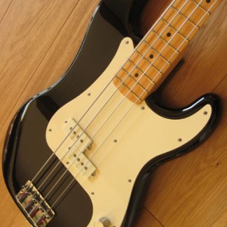 PG 1304: FENDER 1983 P BASS