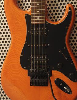 PG 40131: FENDER 1991 "HM" STRAT STR-110 HD