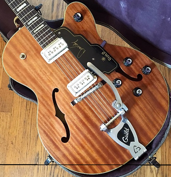 PG 245: GUILD 1964 DE-400 DUANE EDDY