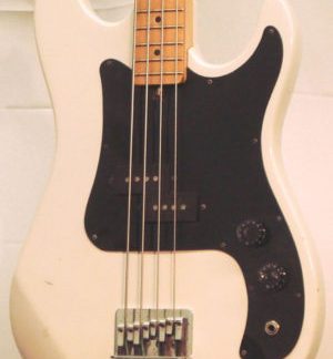 PG 785: HARMONY H-704 BASS