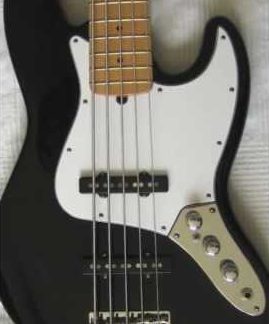 PG 14056: Fender 2008 American Standard 5-String Jazz Bass