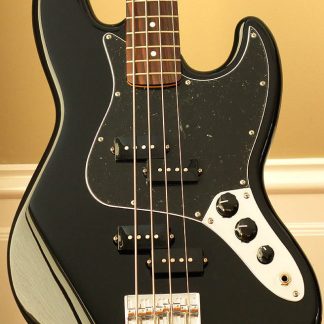 PG 14058: Fender “Black Top” Jazz Bass