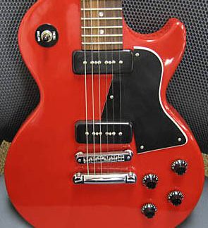 PG 20602: GIBSON 1998 LES PAUL SPECIAL SINGLECUT & 2019 LES PAUL SPECIAL SINGLECUT