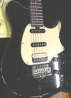 PG 3960: MUSIC MAN AXIS HSS