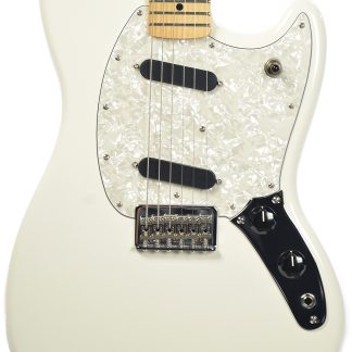 PG 10970: FENDER 2016 OFFSET MUSTANG