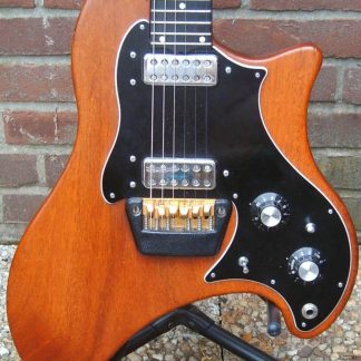 PG 34302: Ovation 1979 Breadwinner Ltd