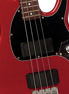 PG 9034: Peavey Forum AXE 4-string Bass