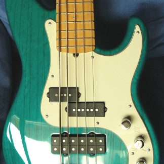 PG 1311: FENDER AMERICAN DELUXE PRECISION BASS 5 STRING