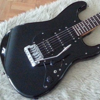 PG 3126: FENDER JAPAN 1987 CONTEMPORARY STRAT - SYSTEM 2 TREM BRIDGE