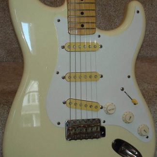 PG 385: FENDER JAPAN STRAT STD